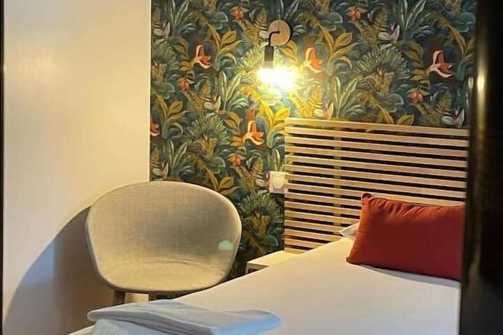 Room 19 of 51