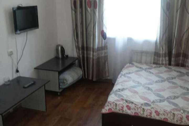 Room 2 of 22