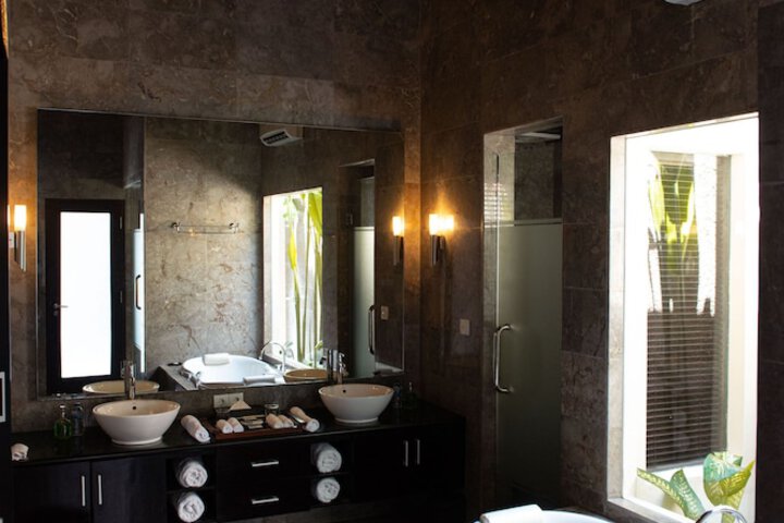 Clean Restrooms