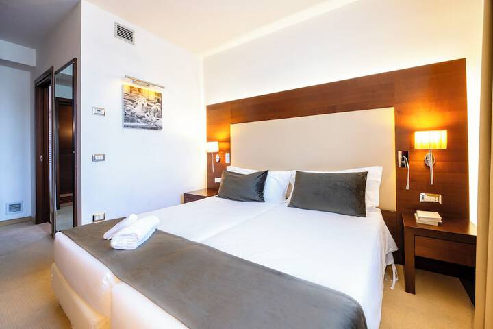Room 10 of 118