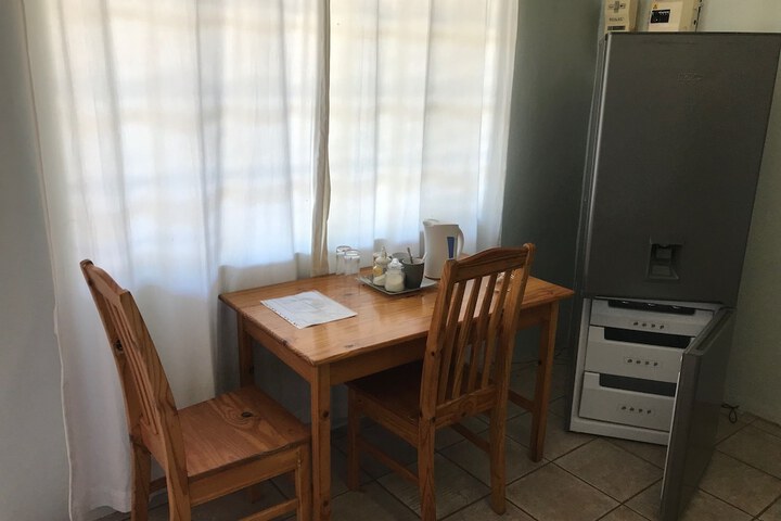 Room 2 of 31