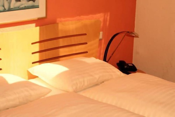 Room 5 of 56