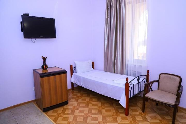 Room 66 of 123