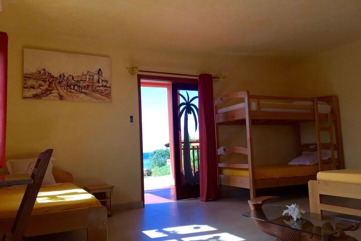 Room 5 of 34
