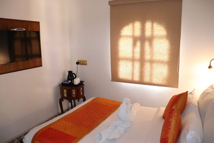 Room 10 of 59