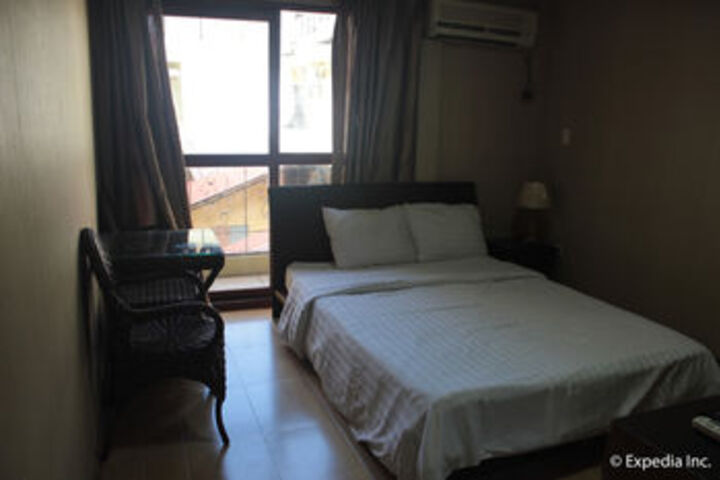 Room 40 of 79
