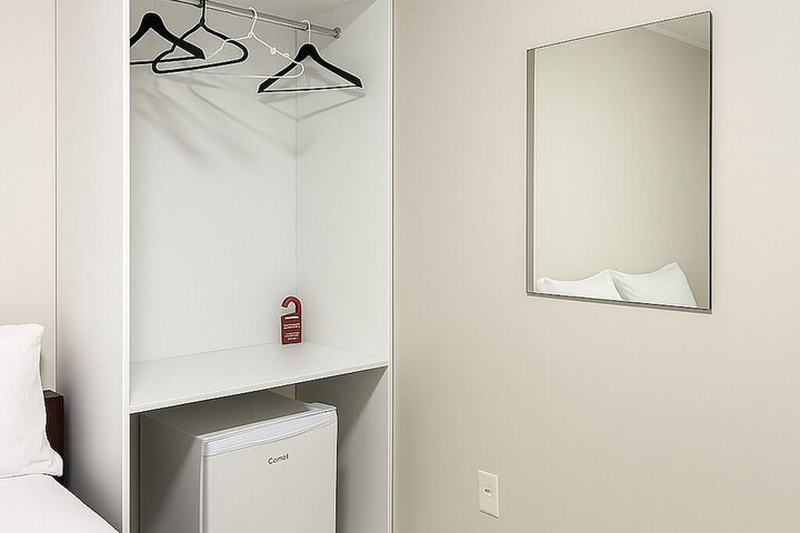 Room 35 of 47