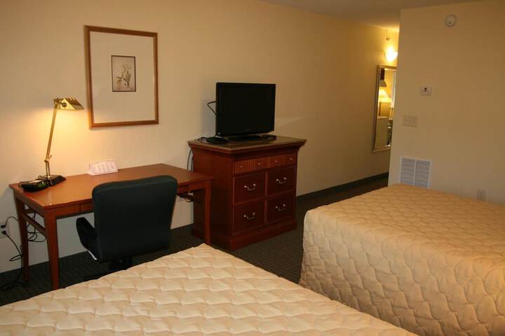 Room 8 of 38