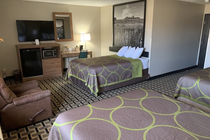 Room 16 of 62