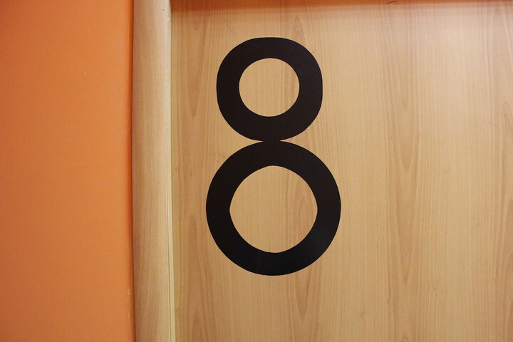 Room 9 of 66