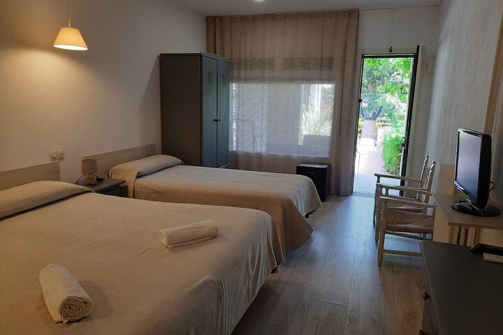 Room 6 of 61