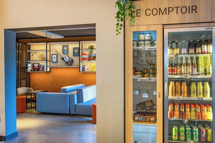 Lobby Entry
