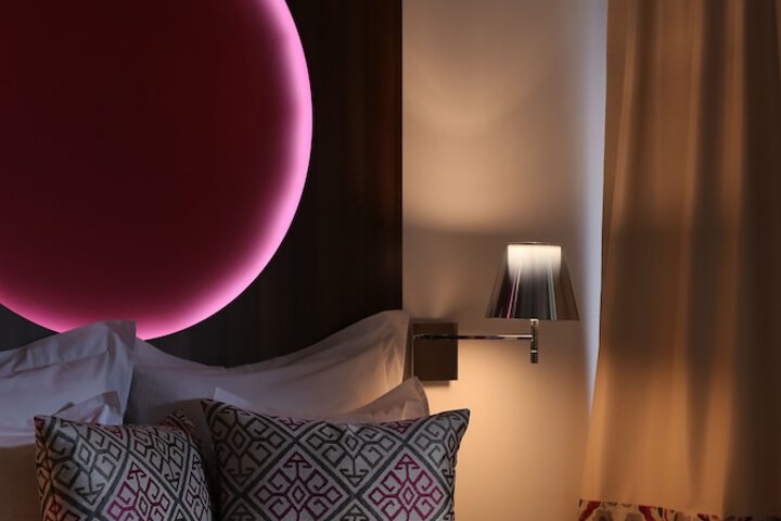 Room 26 of 104