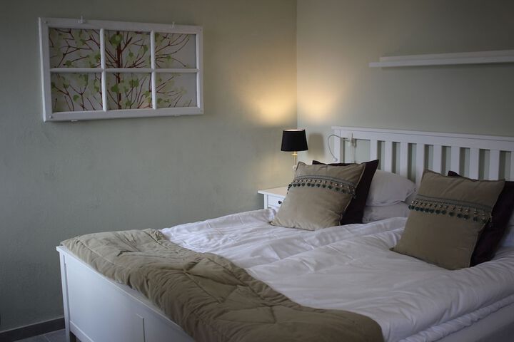 Room 8 of 52
