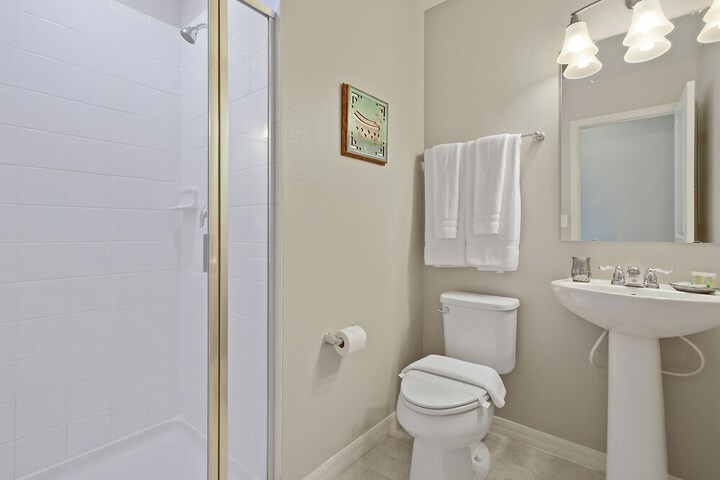 Room 25 of 27
