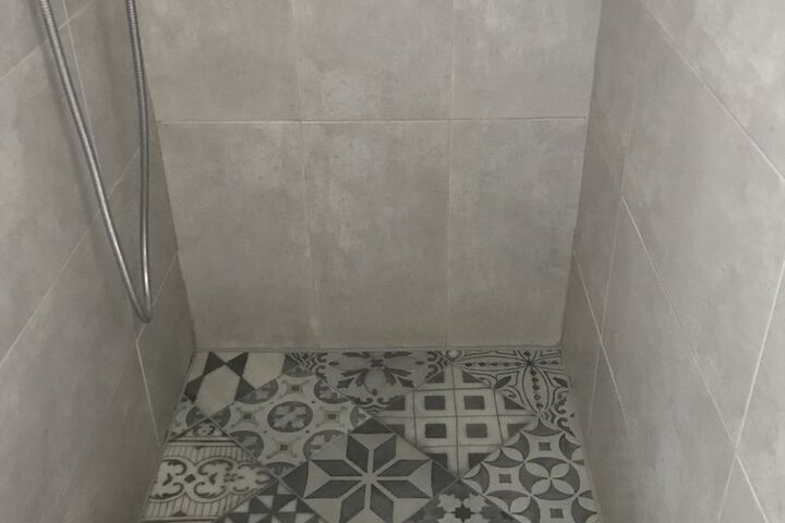 Room 52 of 79