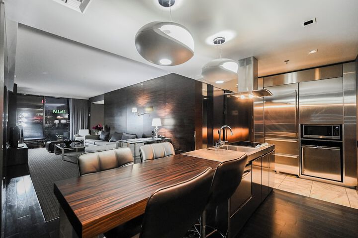 Room 334 of 484