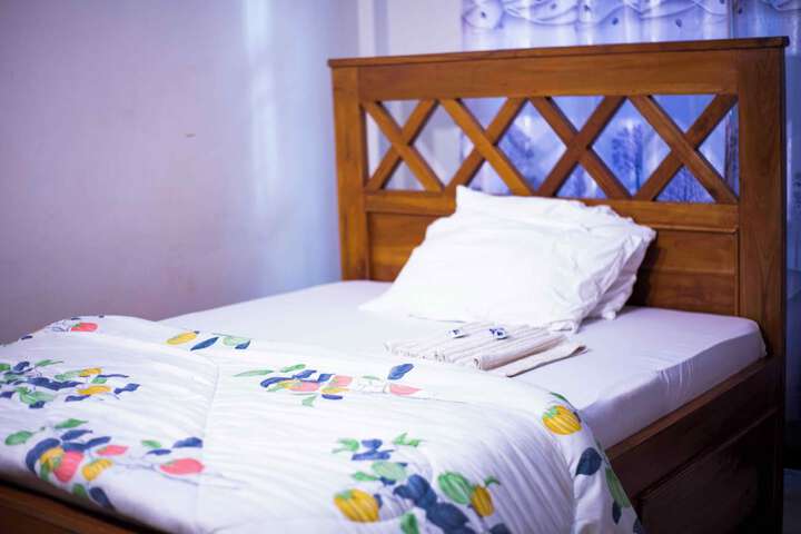Room 3 of 12