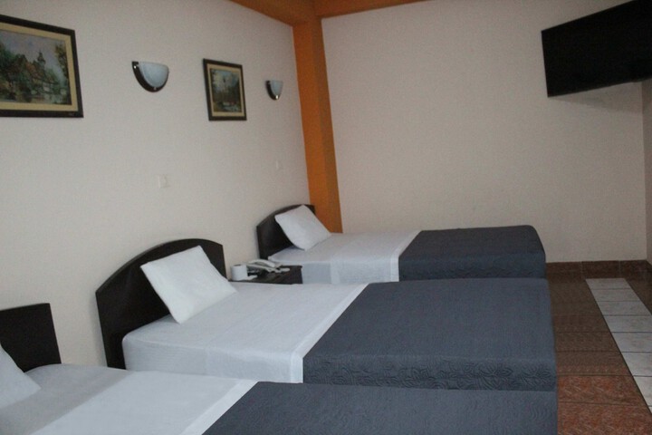 Room 5 of 21