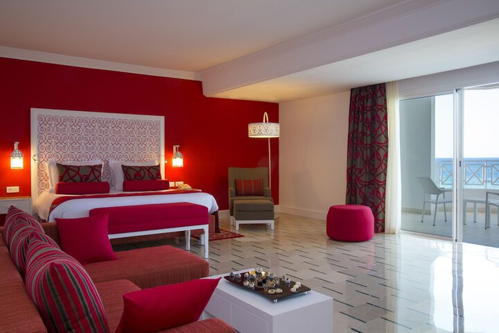 Room 15 of 155