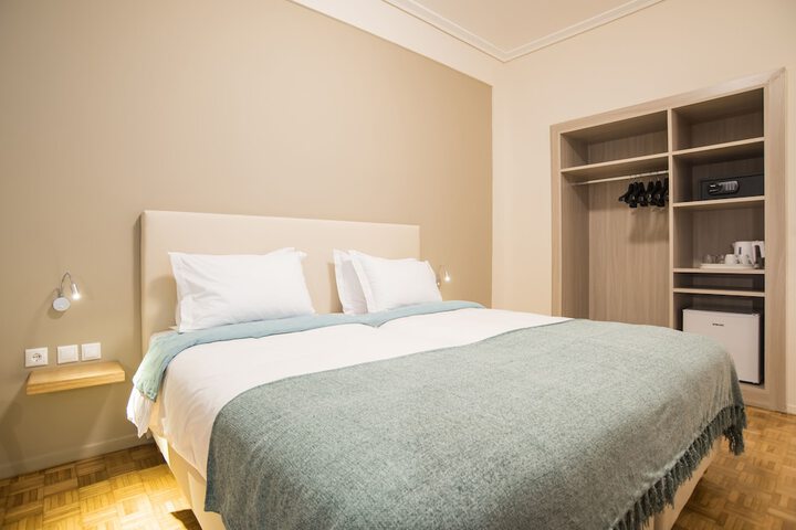 Room 5 of 35