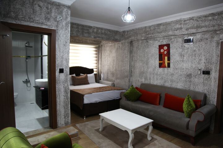 Room 10 of 43