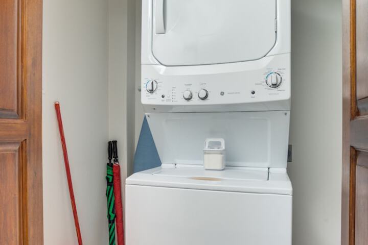 Laundry 179 of 328
