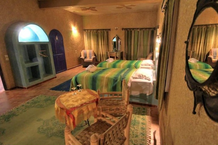 Room 10 of 68