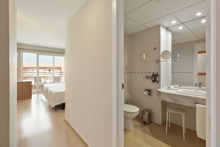 Clean Restrooms