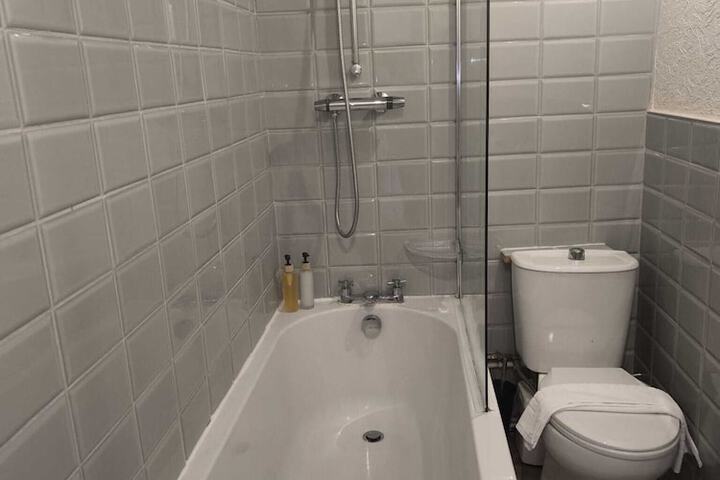 Room 25 of 57