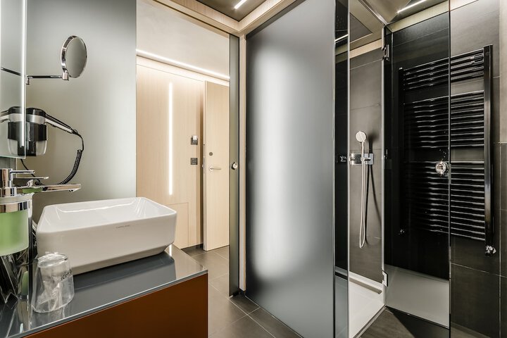 Bath Interior