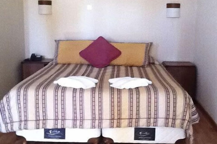 Room 36 of 104