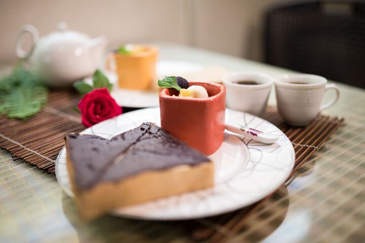 Breakfast/Coffee Service 92 of 145