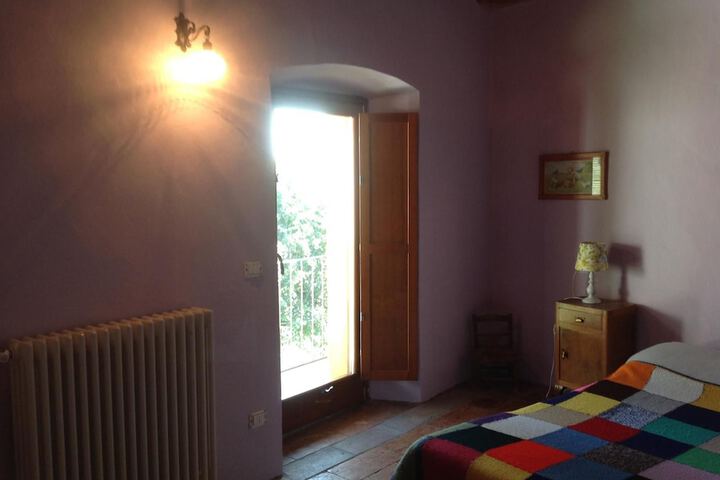 Room 9 of 39