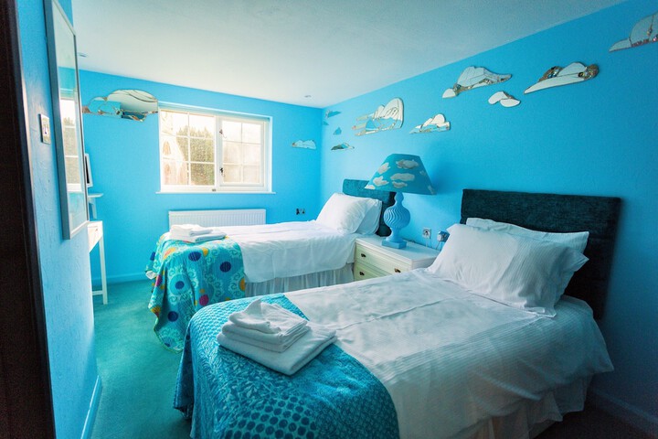 Room 12 of 39