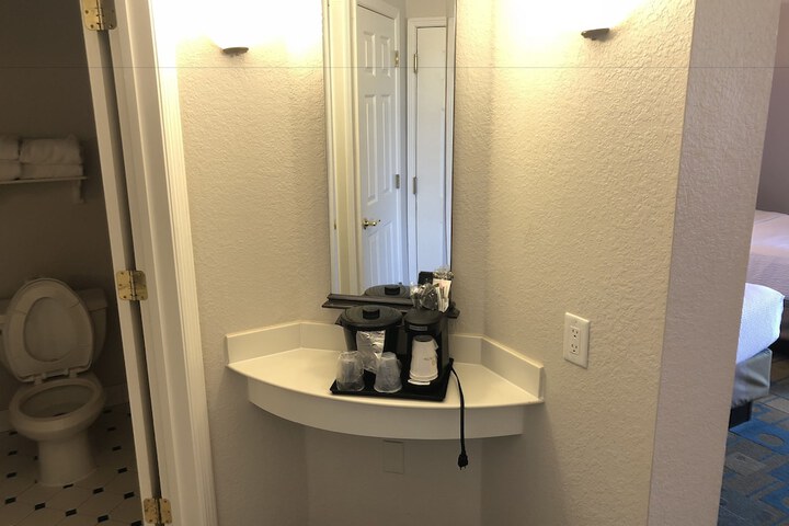 Room amenity