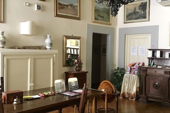 Entrance & Lobby