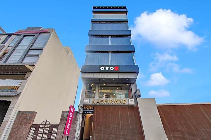 Hotel O Pink Home Stay