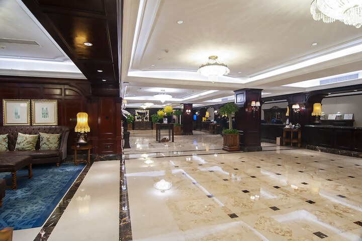Hotel Interior 4 of 125