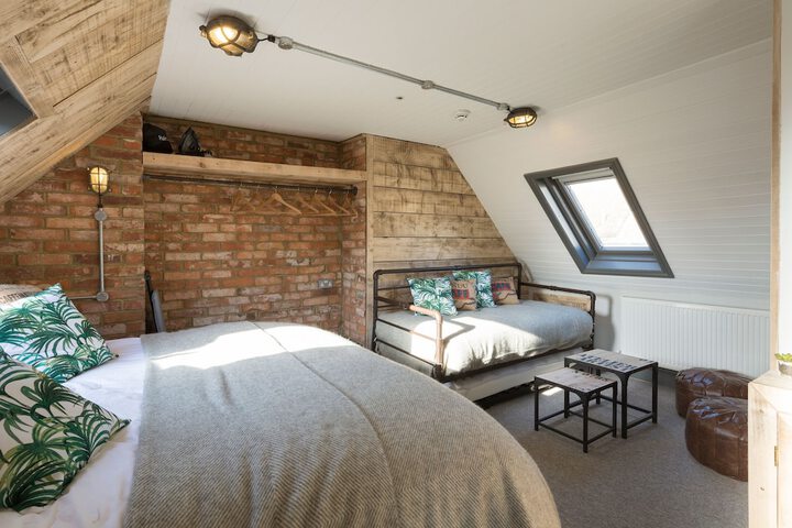 Room 20 of 113
