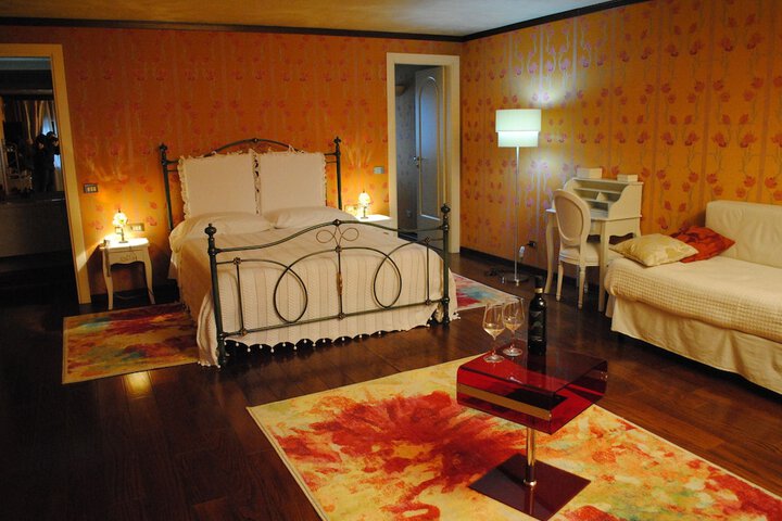 Room 7 of 47