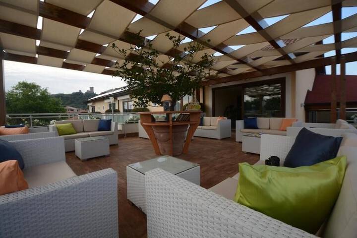 Terrace/Patio 13 of 51