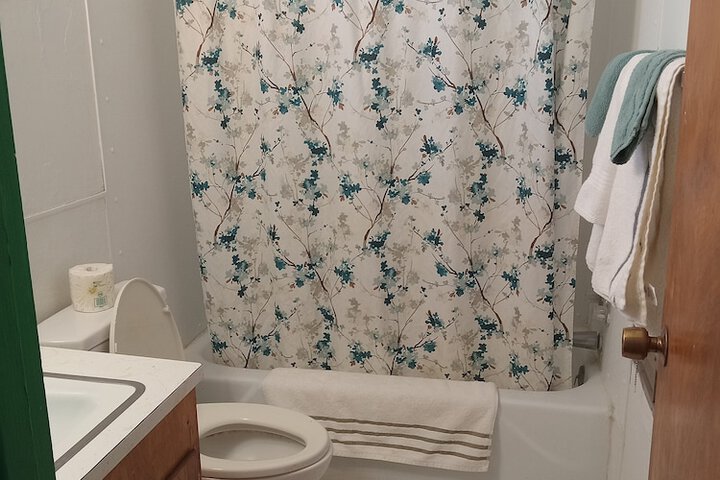 Room 52 of 64