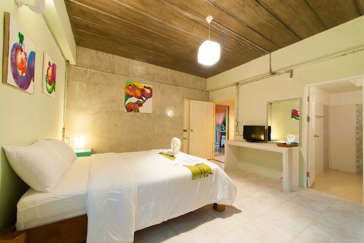Room 22 of 52