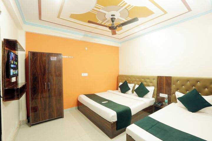 Room 43 of 78