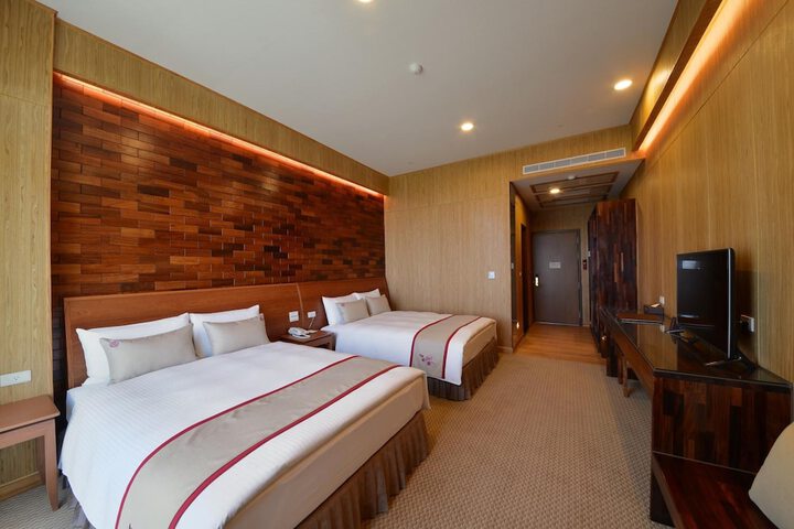 Room 10 of 44