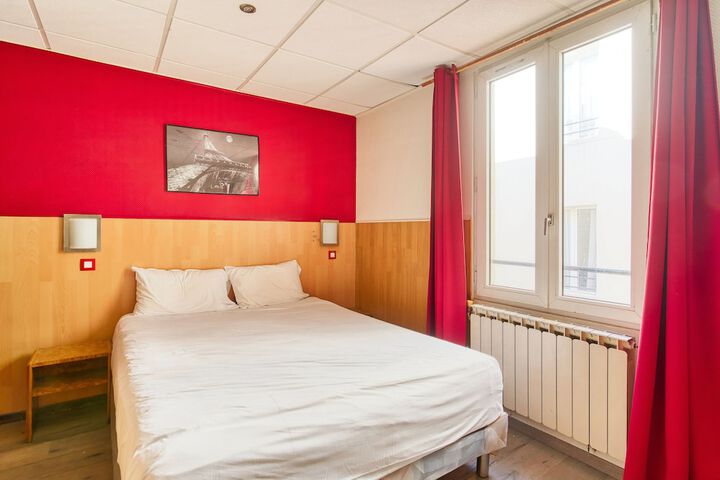 Room 10 of 47