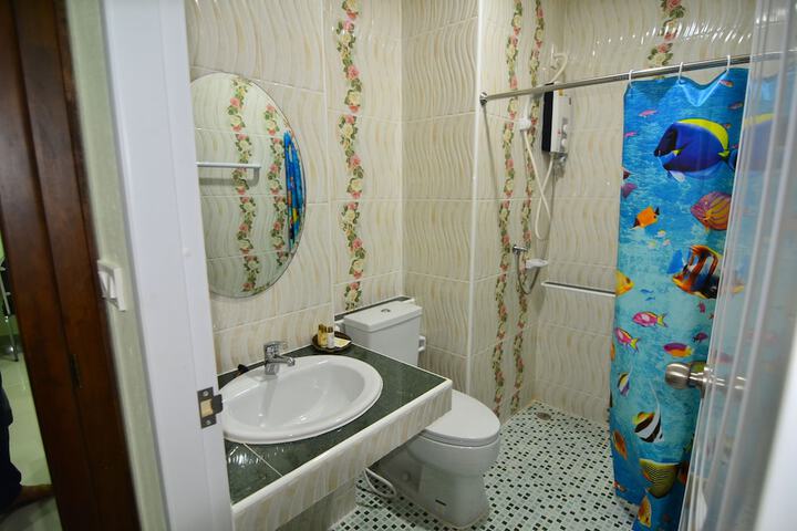 Room 21 of 47