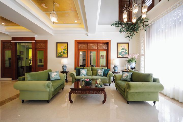 Hotel Interior 5 of 127
