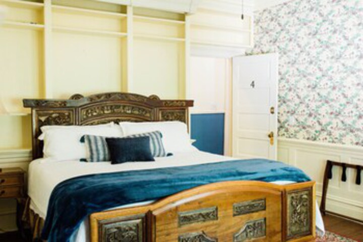Room 98 of 130